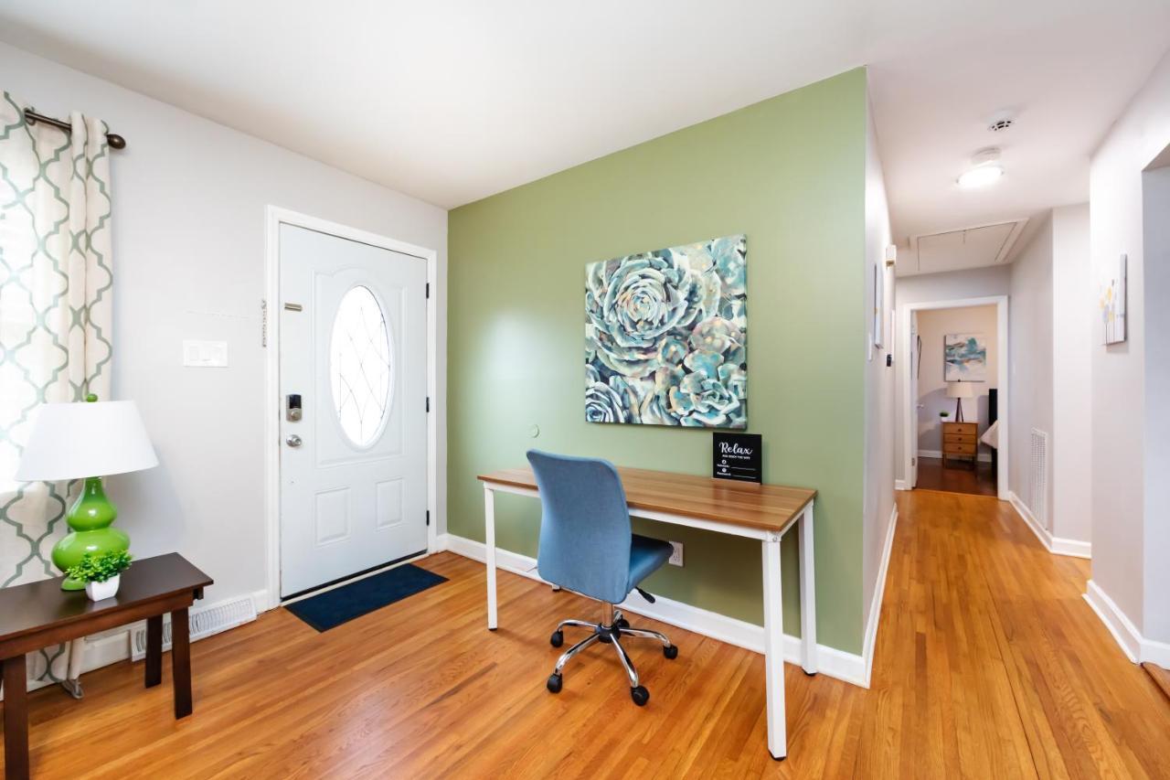 Apartamento Roomy 3br 2 Bath Minutes To Uptown And Airport Ideal For Small Families *